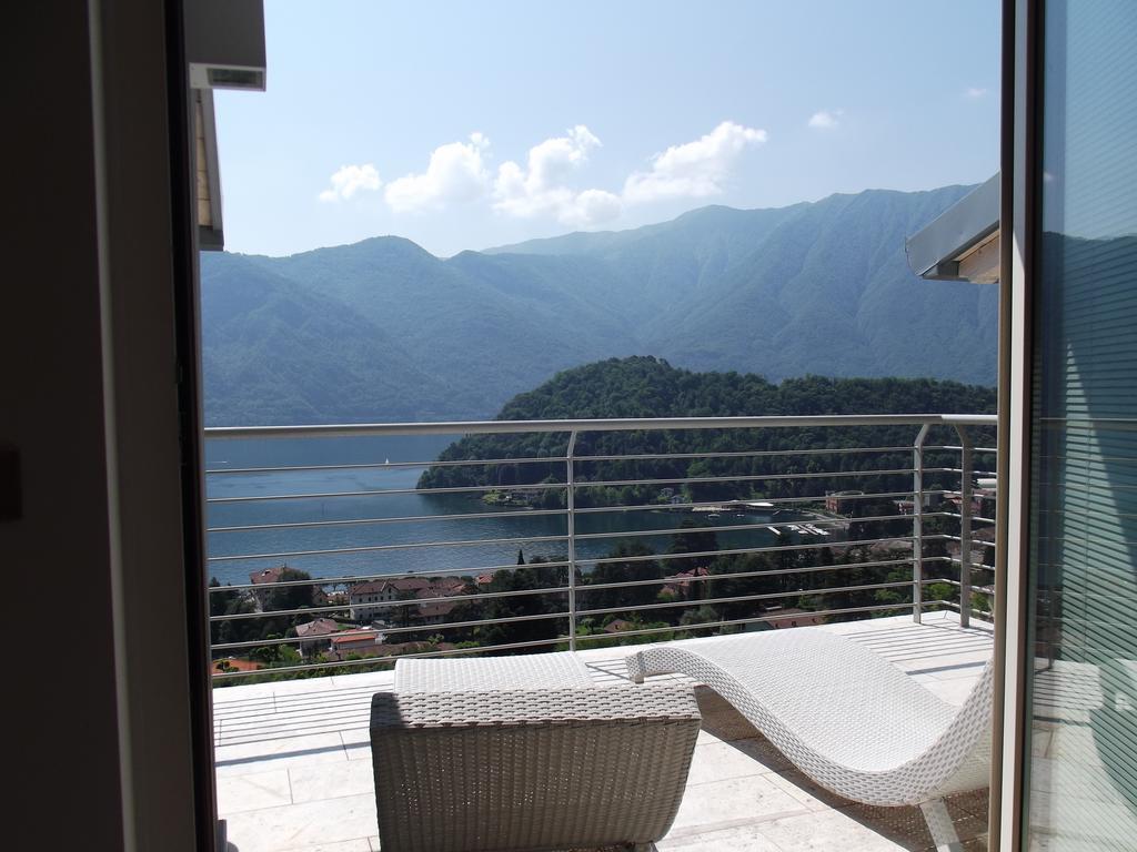 Residenza Simona Apartment Mezzegra Bilik gambar